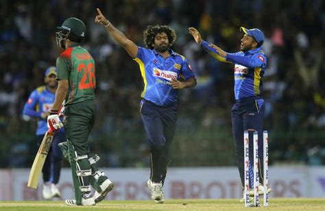 Sri Lanka vs Bangladesh .